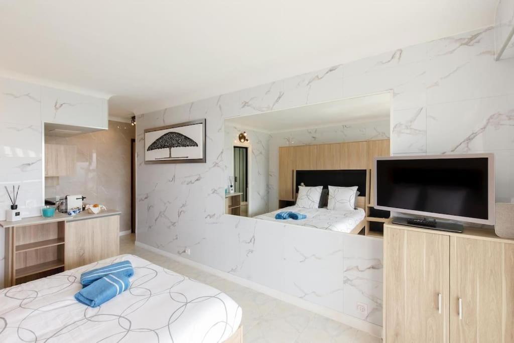 Apartment Calme Et Elegant Avec Vue